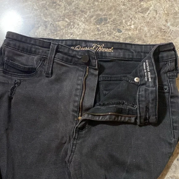 High Rise Jeggings - Picture 2 of 2